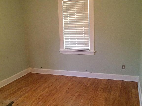 4th image of 1466 Marion Ave
