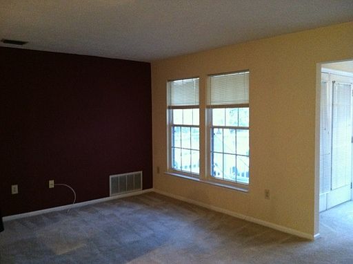 2nd image of 10213 Wolfe Manor Ct Unit 605
