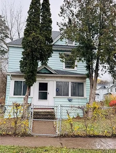 2331 Midland Ave Photo 1