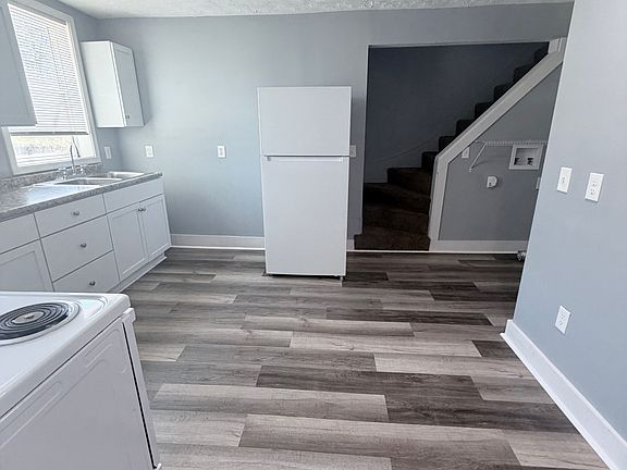 5th image of 154 State St