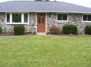 10 Deacon Dr, Arcade, NY 14009