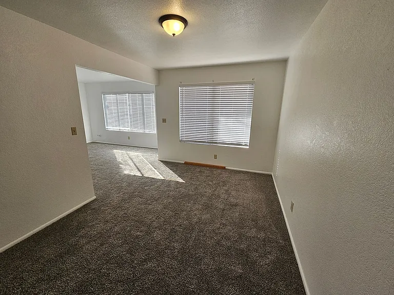 3365 Scottsdale Rd — Photo 3