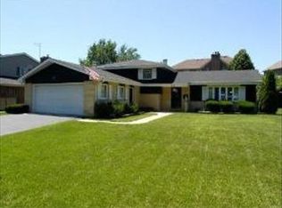 874 W Heritage Dr, Addison, IL 60101