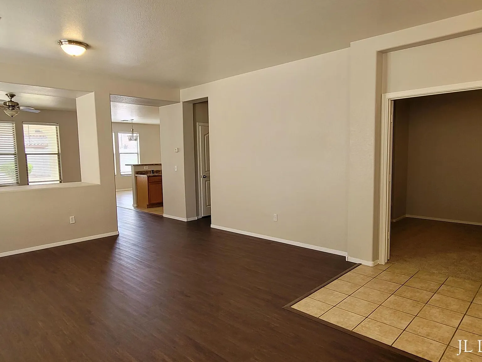 3 bed, 2230 sqft, $2,350 — Photo 4