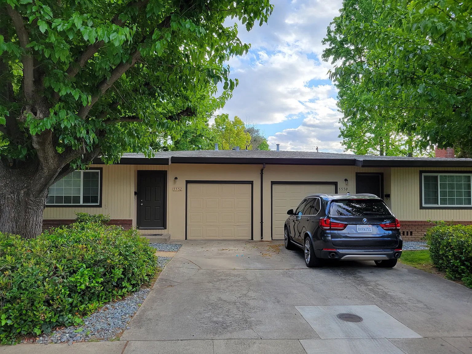 5552 Arden Way photo 1
