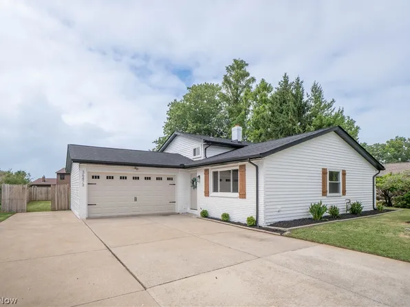 36473 Lake Shore Blvd, Eastlake, OH 44095