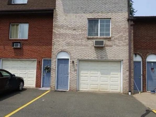 895 Hamilton Avenue #10, Waterbury, CT 06706