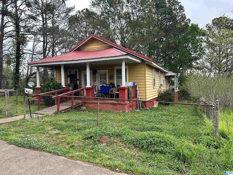 2nd image of 1103 Crawford Ave