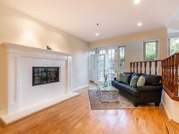 2nd image of 1277 El Camino Real APT 101