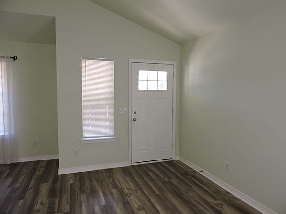 2nd image of 508 E Gonzalez St