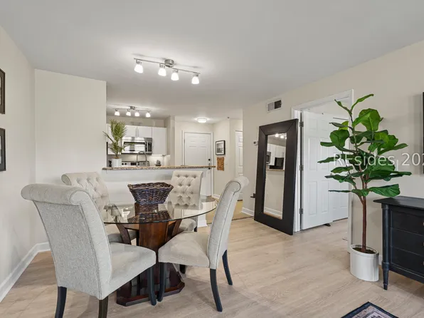 80 Paddle Boat Ln APT 825, Hilton Head Island, SC 29928