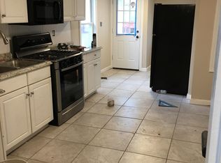 76 Sayles St #1L, Southbridge, MA 01550
