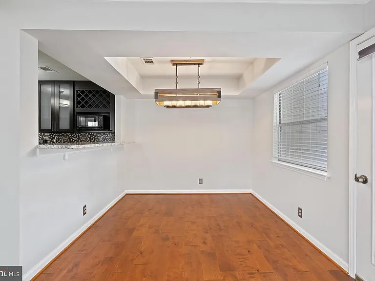 5716 Chapman Mill Dr #200 — Photo 6