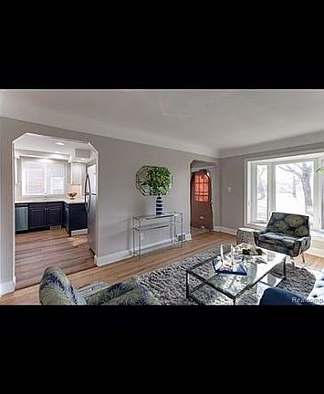 3rd image of 21673 Bournemouth Ave