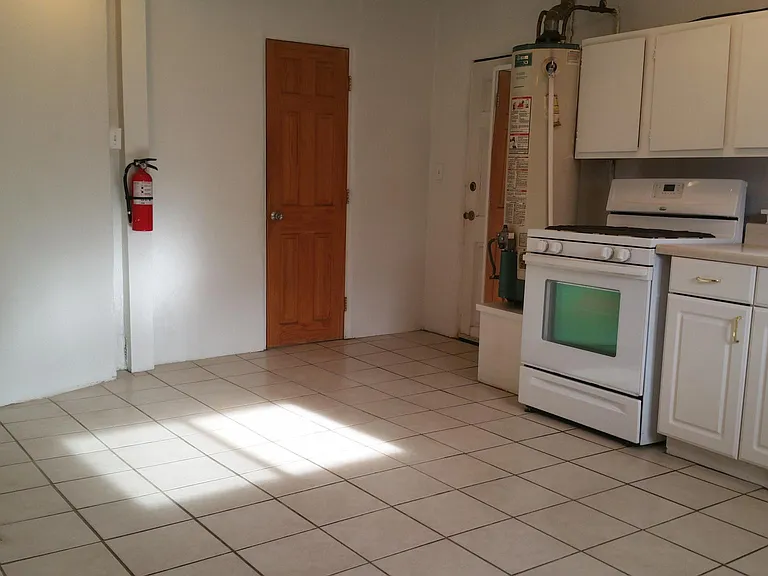 222 Mescalero Rd NW #B — Photo 7
