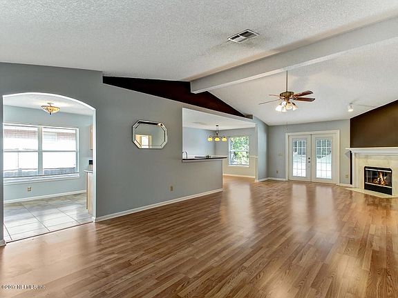 4th image of 1430 BLUE EAGLE Way E