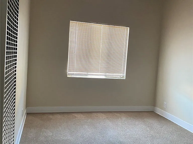 2316 S Carmelina Ave — Photo 11