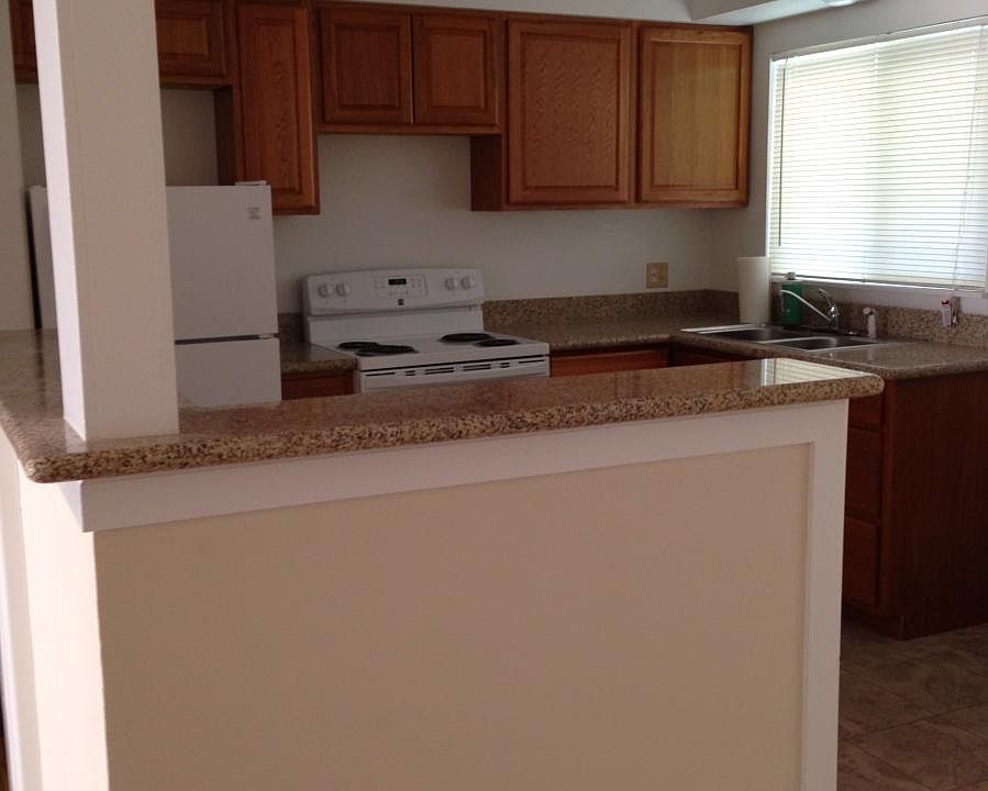 Open Concept Kitchen/Granite