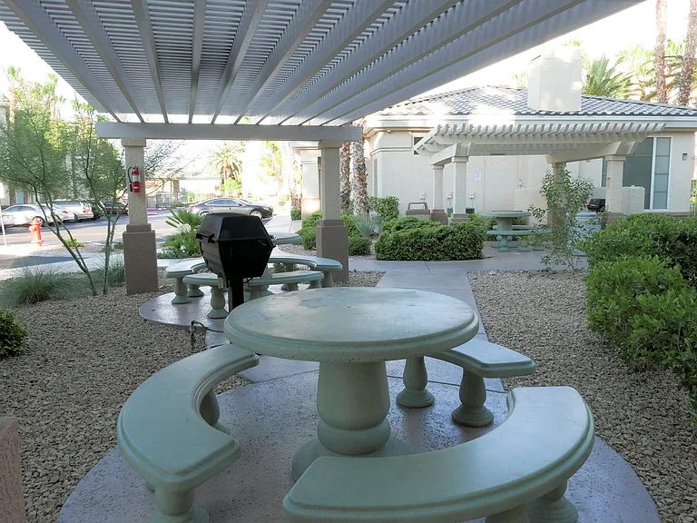 7163 S Durango Dr #204 — Photo 3