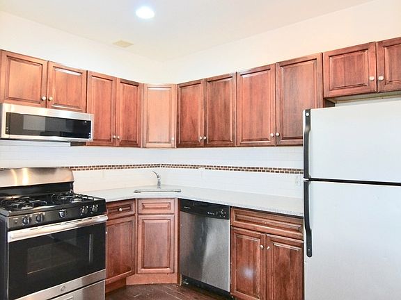 2nd image of 42 Troutman St #9