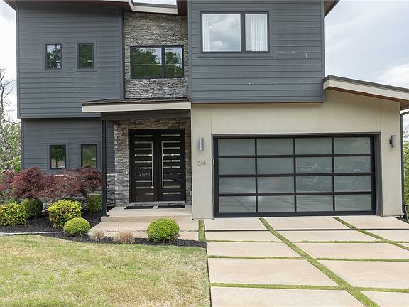 4th image of 514 E Ozark View Dr
