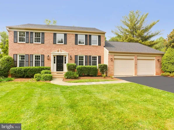 9920 Chase Hill Ct, Vienna, VA 22182