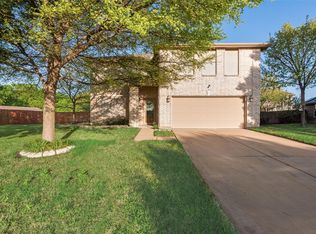 1448 Lauren Dr, Burleson, TX 76028