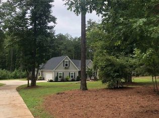 1864 Smokey Rd, Newnan, GA 30263