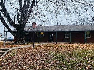 322 N D St, Blackburn, OK 74058