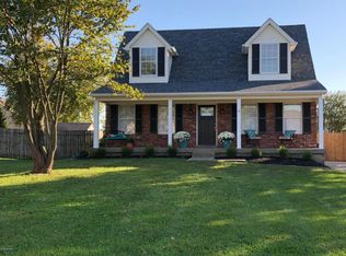 9706 Springwater Ct, Louisville, KY 40229