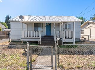 1508 E 12th St, The Dalles, OR 97058