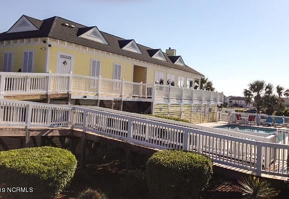 2nd image of 1790 Urchin Ln SE