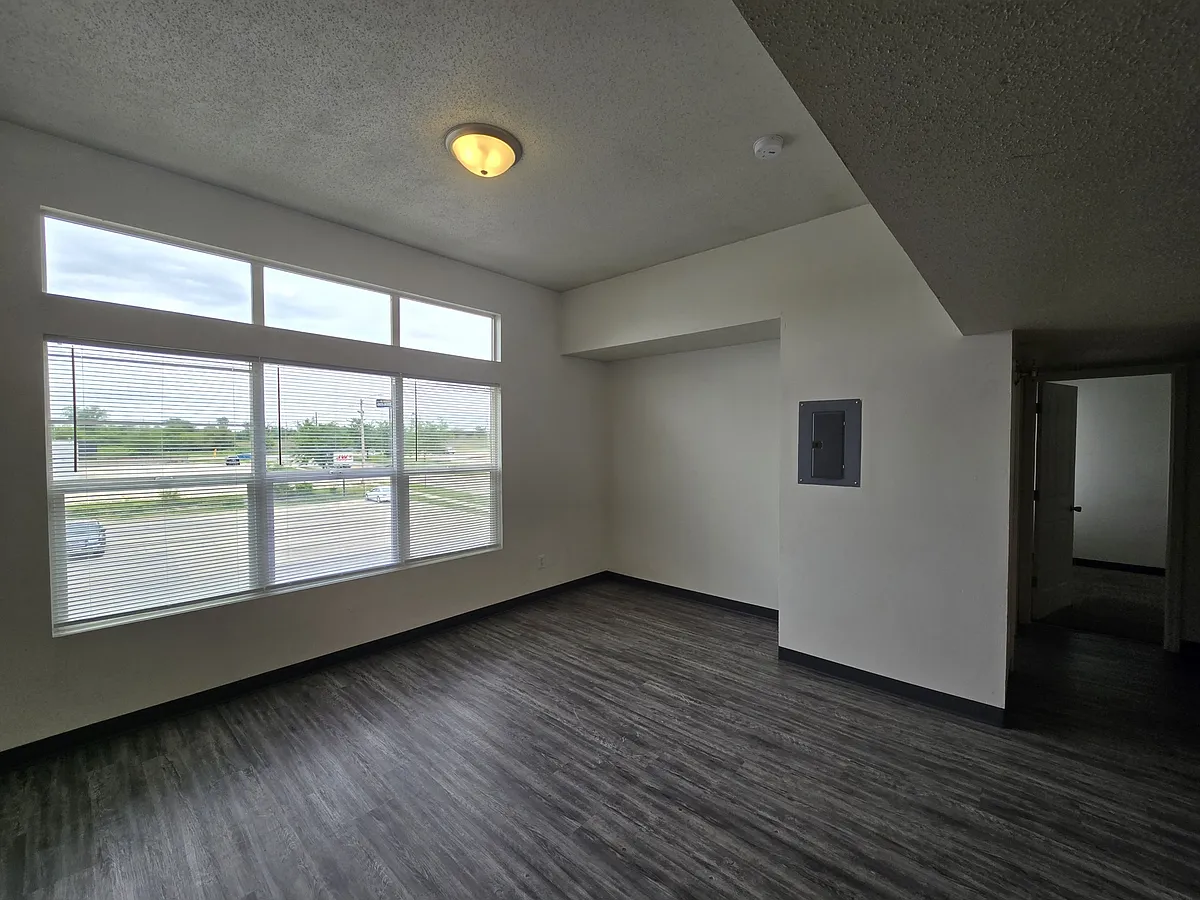 Building Photo - 60 Miller Ave SW #12