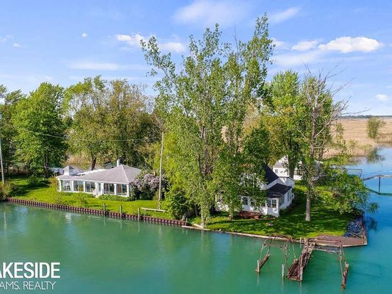 7115 S Channel Dr Harsens Island Mi 48028 Mls 31382179 Zillow