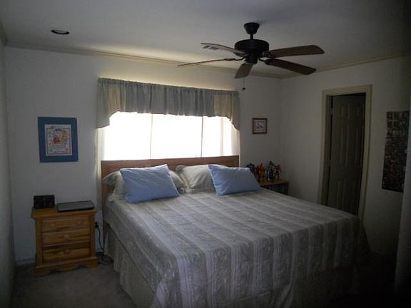 4th image of 4109 Prospect Ln