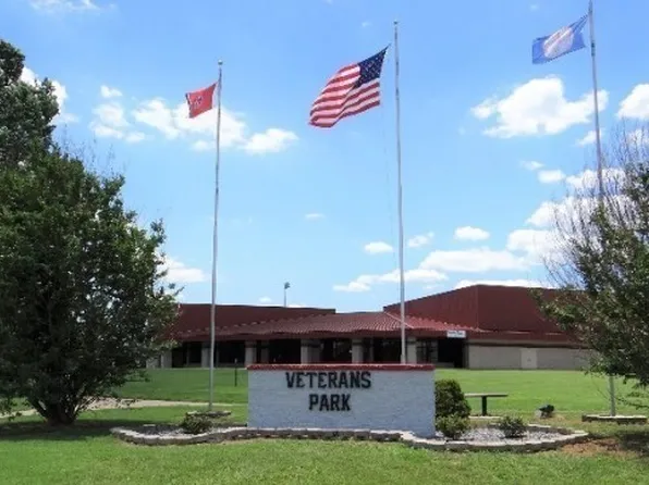 340 Black Bear Dr, Mount Pleasant, TN 38474