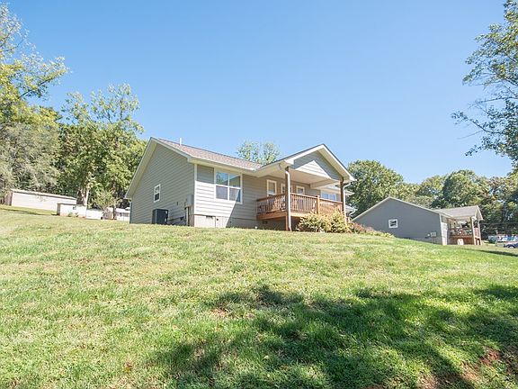 2nd image of 47 W Trimont Dr