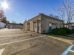 1073 Hartnell Ave, Redding, CA 96002