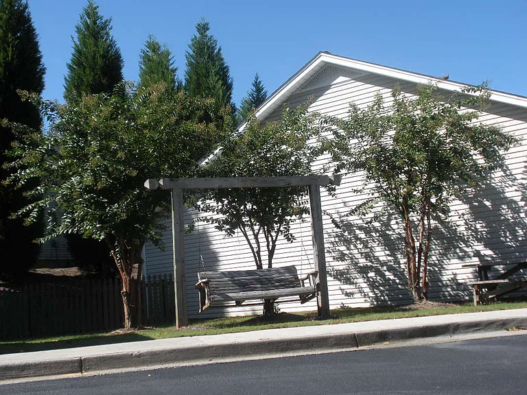 Foster Place Senior Living — Photo 8