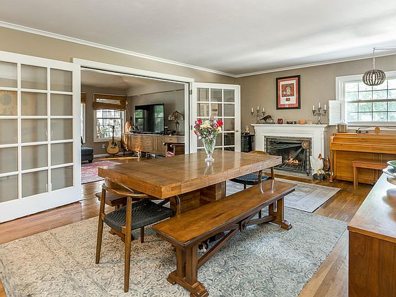 4th image of 177 Pinney Dr