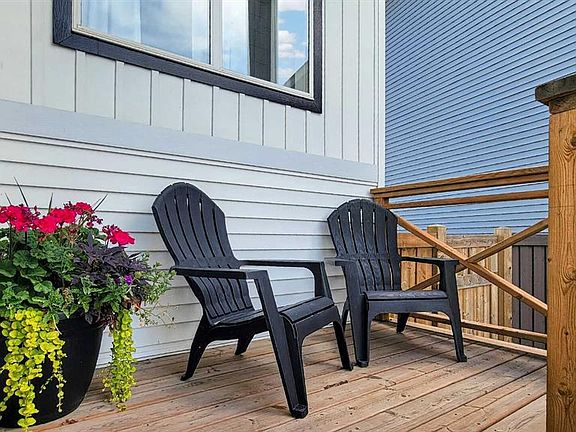 4th image of 10605 W 114a St