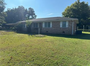 5541 Highway 72 W, Calhoun Falls, SC 29628