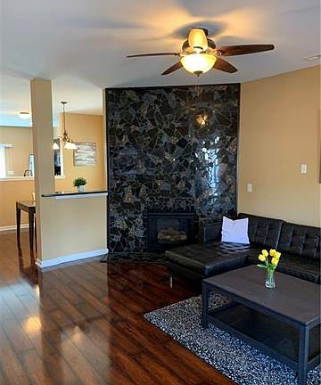 3rd image of 1077 Willow Wind Dr #156