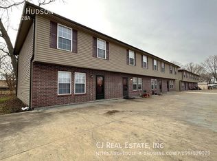 27 N Hudson St APT B, Buckner, MO 64016