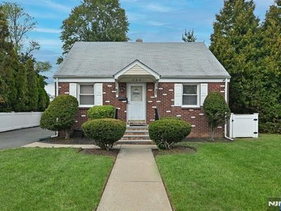 205 Rambler Ave, New Milford, NJ, 07646