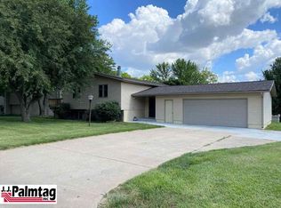 1715 26th St, Auburn, NE 68305