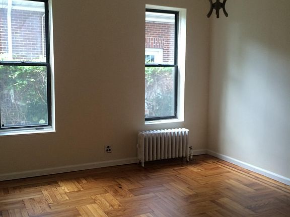 3rd image of 3506 169th St APT C5