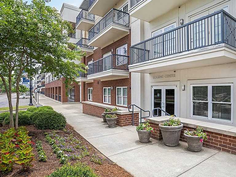 The Heights Apartments — Photo 19