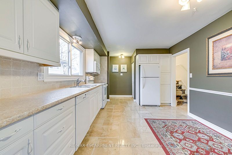 Burlington House for rent - 3 Bedrooms — photo 9