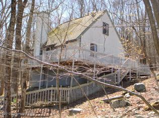 2384 Decker Rd, Bushkill, PA 18324